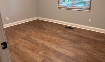 806 Woodridge Ct, Avon, IN 46123