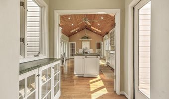 15497 Porterfield Hwy, Abingdon, VA 24210