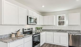 183 Kinsale Dr, Macon, GA 31216