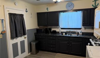 6056 Ivan Rd, Ashtabula, OH 44004