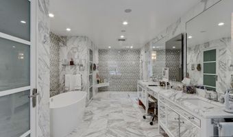 34 Warren Ln, Alpine, NJ 07620