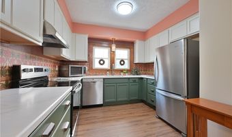 891 Park Ave, Amherst, OH 44001