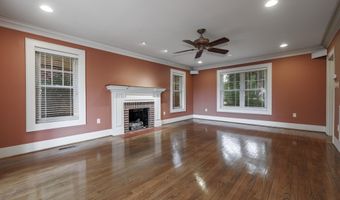 312 Riverside Dr, Arkadelphia, AR 71923