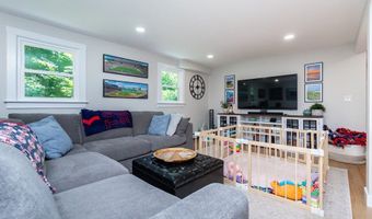 26 Sharon Pkwy, North Smithfield, RI 02896