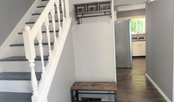 2731 Valley Dr, Ann Arbor, MI 48103