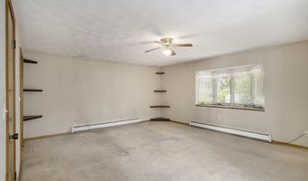 3992 Grandview Ave, Allegan, MI 49010