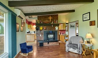 5724 S ANDERSON Rd, Aurora, OR 97002