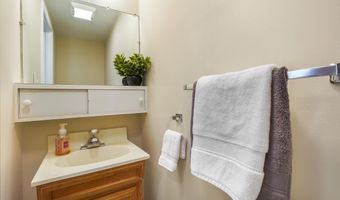 14536 BARKWOOD Dr, Rockville, MD 20853