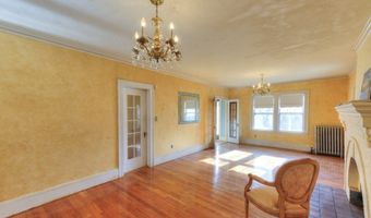 24 Hadwen Rd, Worcester, MA 01602