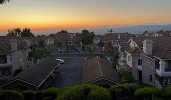 1055 S Sundance Dr, Anaheim, CA 92808
