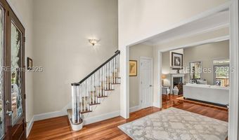 30 Dolphin Point Dr, Beaufort, SC 29907