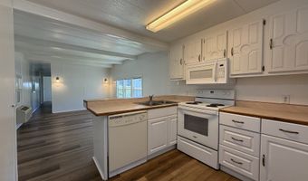 98090 W BENHAM Ln 7, Brookings, OR 97415