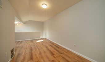 81 Main St 20B, Branford, CT 06405