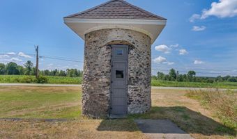 273 Benton Rd, Albion, ME 04910