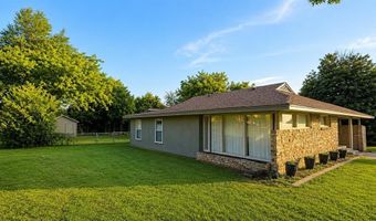 1706 Broadway Pl, Ardmore, OK 73401