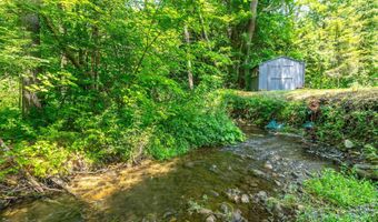 107 Colbrook Dr, Arlington, VT 05250