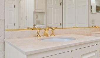 535 Rollingrock Ln, Anderson Twp., OH 45255