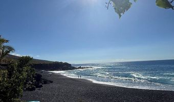 EA Rd, Captain Cook, HI 96704