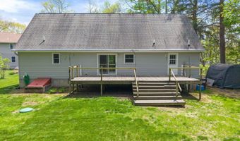 1129 Meadowdale Rd, Altamont, NY 12009