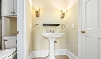 694 MOORES MILL Dr, Auburn, AL 36830