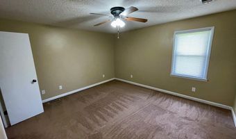 17556 Fairway Dr, Athens, AL 35613