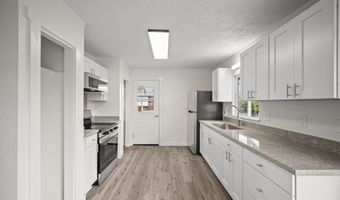 4431 IONA Rd, Hanapepe, HI 96716