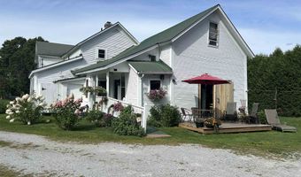 221 S Main St, Cambridge, VT 05444