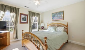 20 Bart Dr, Canton, CT 06019