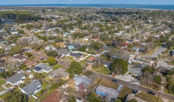 452 SARGO Rd, Atlantic Beach, FL 32233