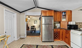 608 Black Plain Rd, North Smithfield, RI 02896