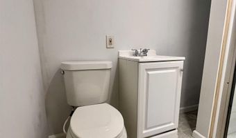 526 Hannah Ave, Alma, MI 48801
