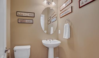 1857 POTOMAC GREENS Dr, Alexandria, VA 22314