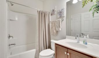 5648 SUNSET FALLS Dr, Apollo Beach, FL 33572