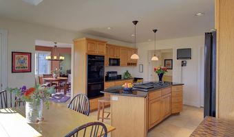 105 Brook Dr, Burlington, VT 05408