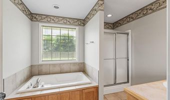 2419 Shealei Cir, Alma, AR 72921