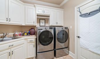 210 Pizarro Dr, Hot Springs Village, AR 71909