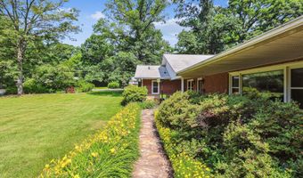 6916 PACIFIC Ln, Annandale, VA 22003