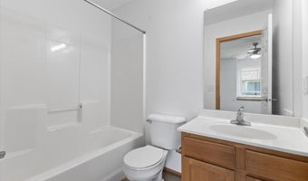 1220 NE 8th Ln, Ankeny, IA 50021