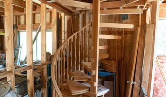 859 Otter Ln, Bonners Ferry, ID 83805