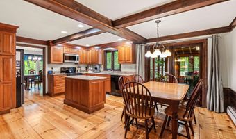 9 Candlewood Dr, Amherst, NH 03031