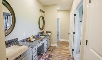 315 CROSBY CHAPEL CH, Baxley, GA 31513
