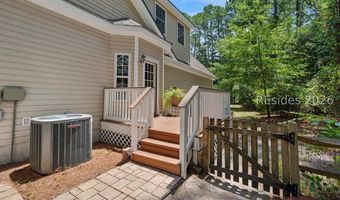47 Thomas Sumter St, Beaufort, SC 29907