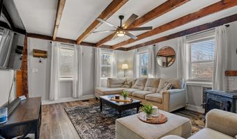 1612 W Glenville Rd, Amsterdam, NY 12010