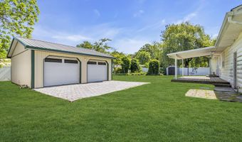 55 South Ave, Bayville, NJ 08721