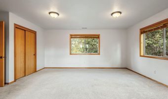 20572 Conifer Ave, Bend, OR 97702