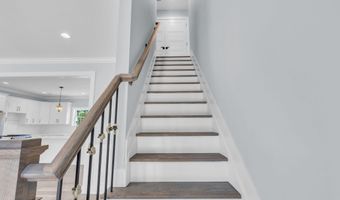 443 Western Blvd, Bayville, NJ 08721