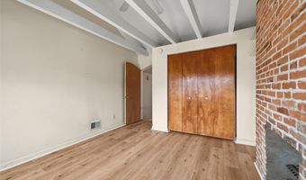 59 S 14th St, Airville, PA 15203