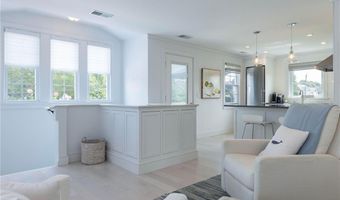 21 Overlook Ave, Charlestown, RI 02813
