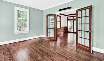 1018 Viewmont Dr, Asheboro, NC 27205