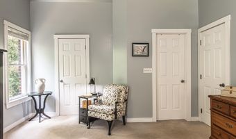 4894 GILBERT STATION Rd, Barboursville, VA 22923